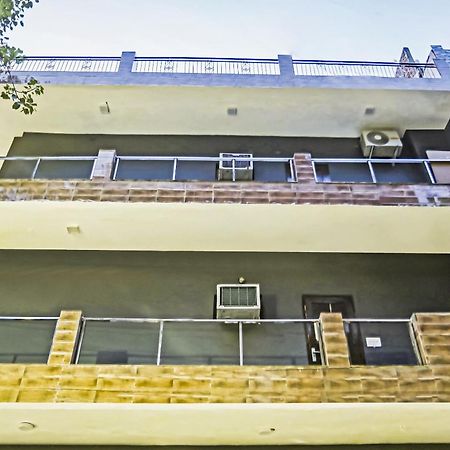 Hotel O Kashish Residency Near Model Town Metro Station Nowe Delhi Zewnętrze zdjęcie